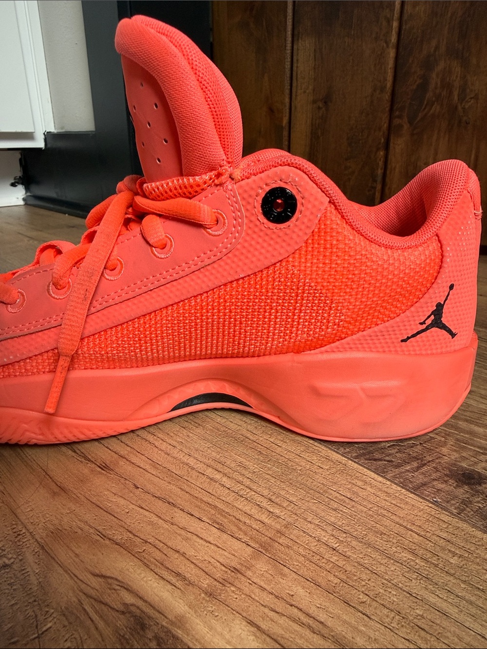 Men’s Sz 8.5 Nike Jordan Luca Doncic Bright Mango Basketball Shoes - Picture 5 of 5